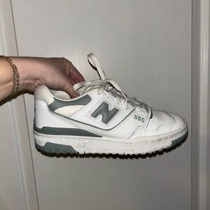 New balance 550 size 8